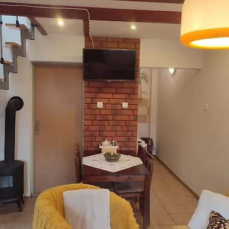 Petunia-dom S Dvoma Spalnami Σπίτι διακοπών