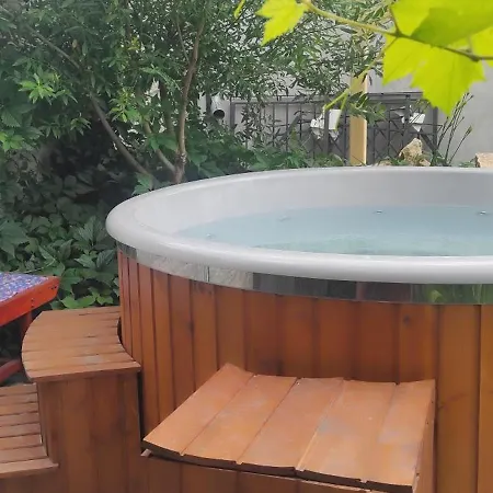 Tatil Evi Petunia-dom S Dvoma Spalnami